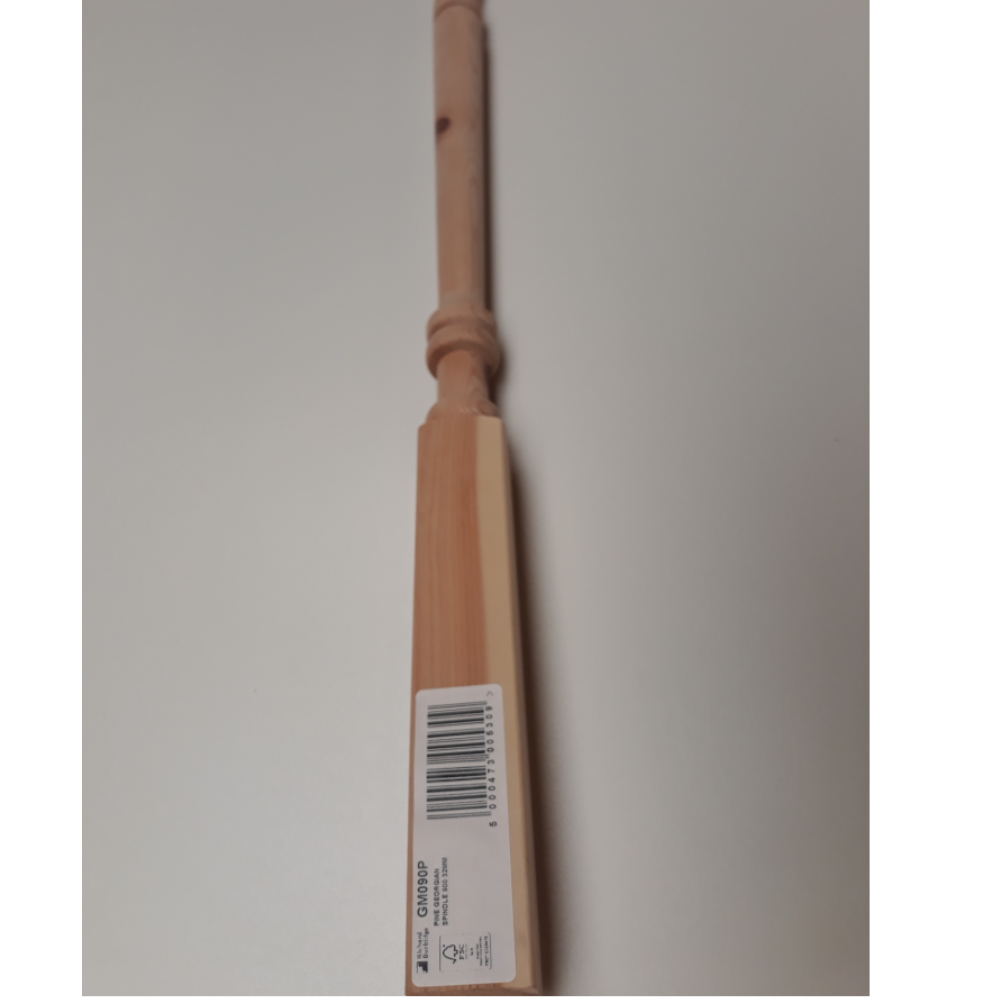 Image of GM090P Pine Georgian Spindle 900/32mm