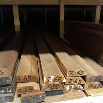 Product photograph of Sapele Bullnose Architrave 19 x 50mm Sapele Bullnose