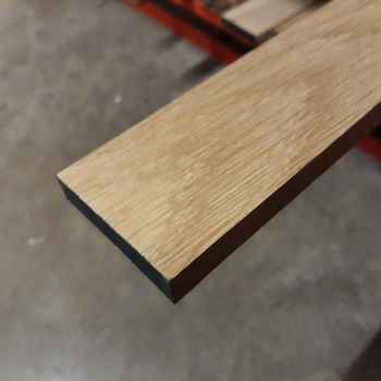 Sub image of 12 x 54mm Fin Size PAR Door Lipping 2.4m Oak 12 x 54mm Lipping number 3 in the gallery of images