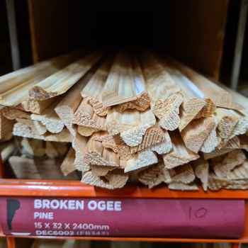 Sub image of DEC6001  7 x 16 x 2400mm Pine Broken Ogee  number 2 in the gallery of images